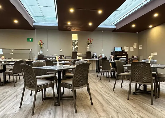 Ritz Ciudad De Hotel