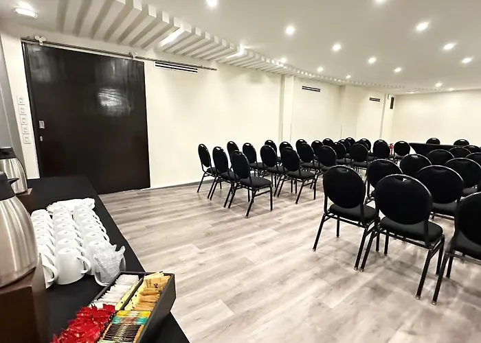 Hotel Ritz Ciudad De 4*