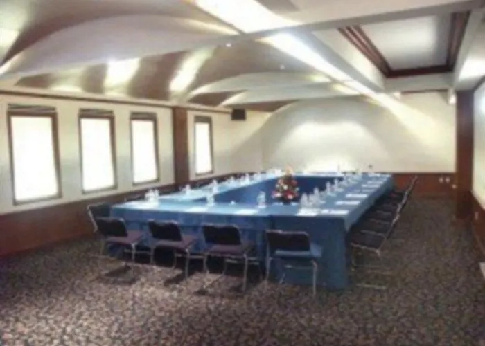 Ritz Ciudad De Hotel
