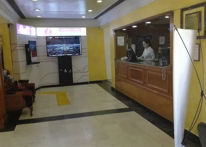 Ritz Ciudad De Hotel 4*